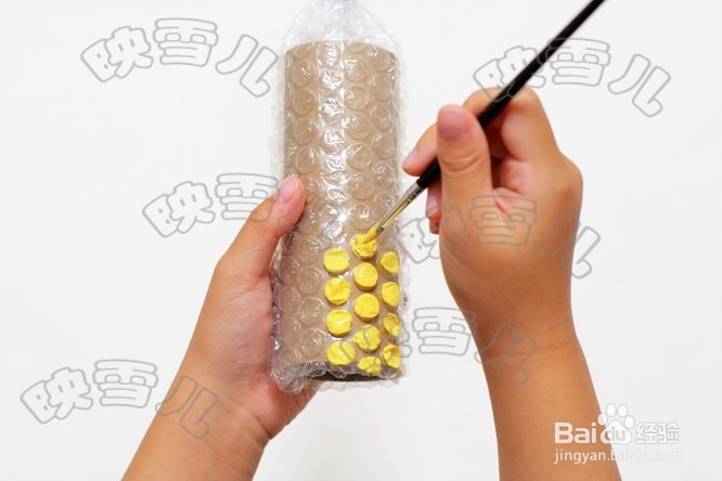 如何用纸筒做五彩玉米