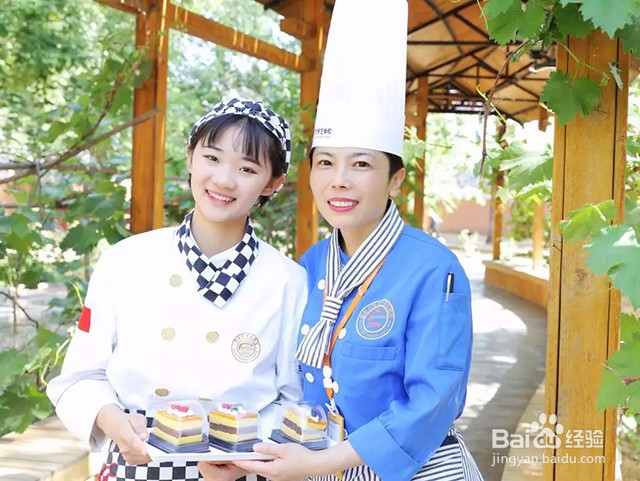 初中学历女生学西点蛋糕怎么样？