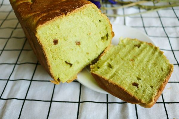 抹茶土司和抹茶豆沙面包