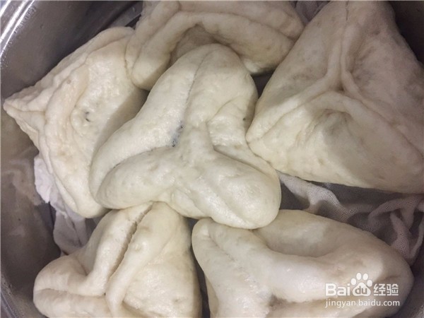 椰蓉核桃仁糖三角