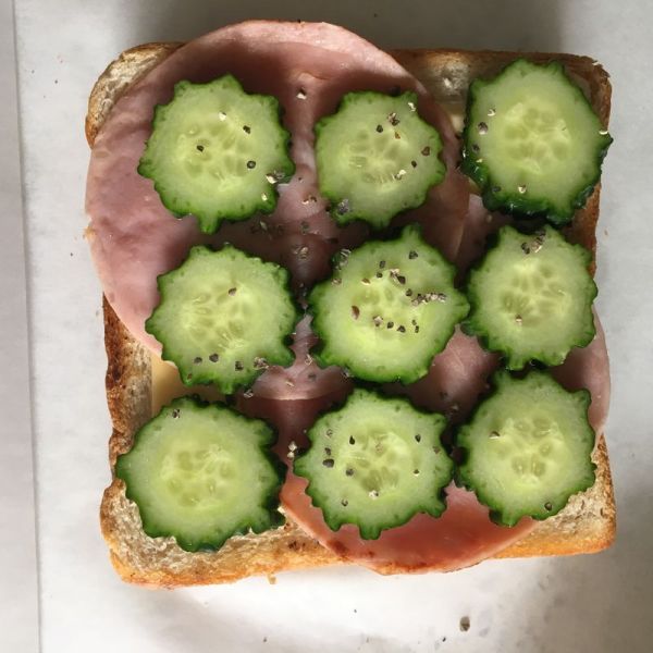 芝士火腿三明治