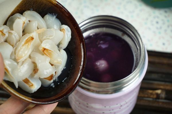 紫薯银耳莲子羹