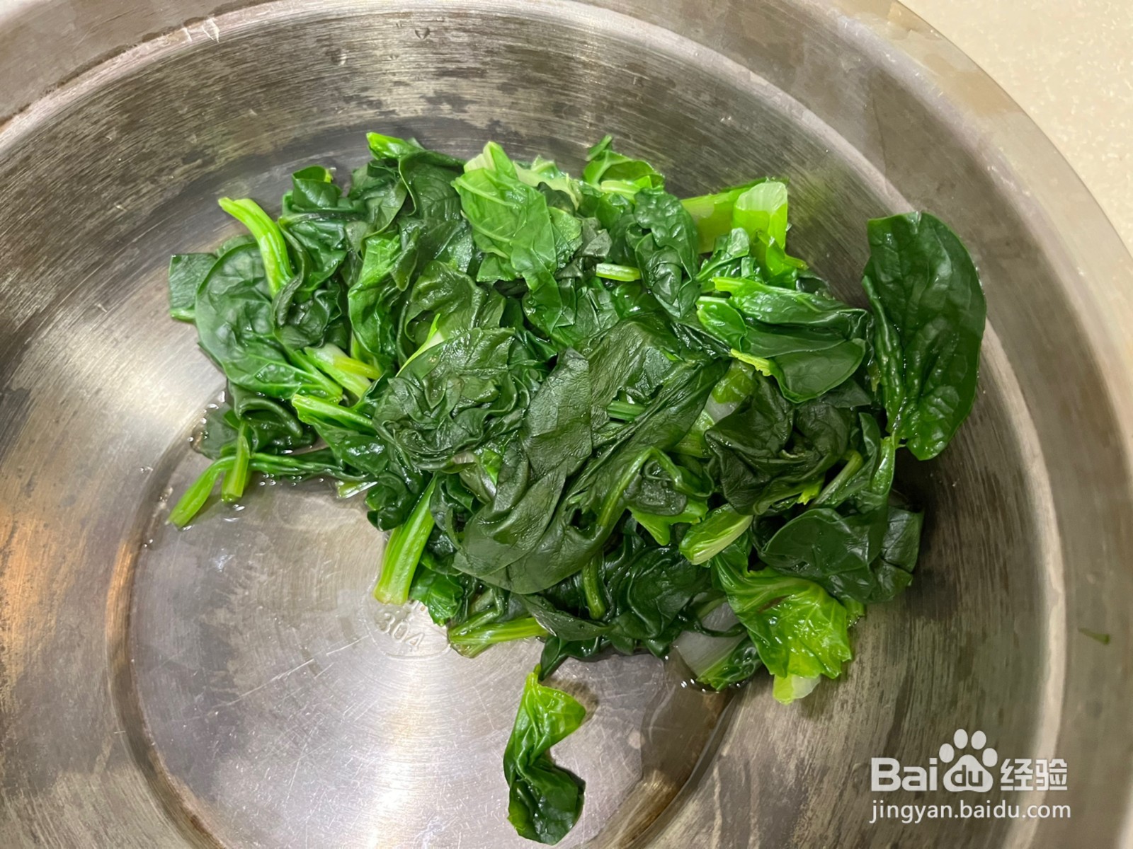 虾皮炒菠菜的做法