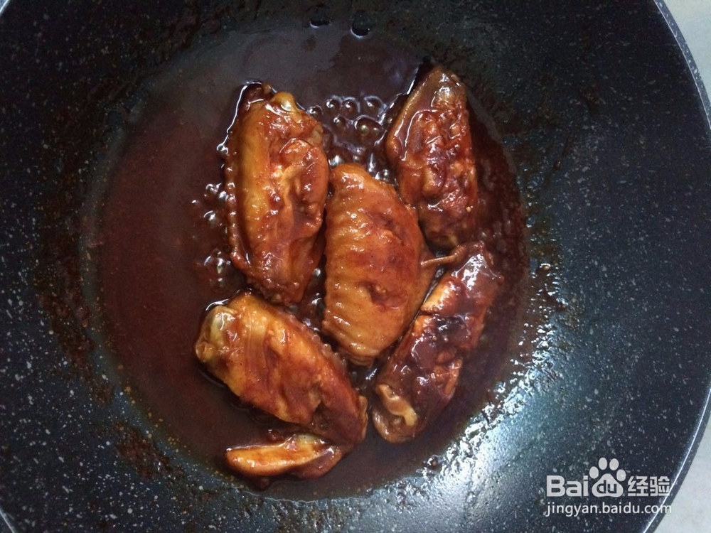 怎么用煎锅制作美味的奥尔良鸡翅