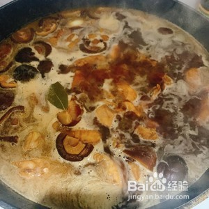 黄焖鸡米饭的做法
