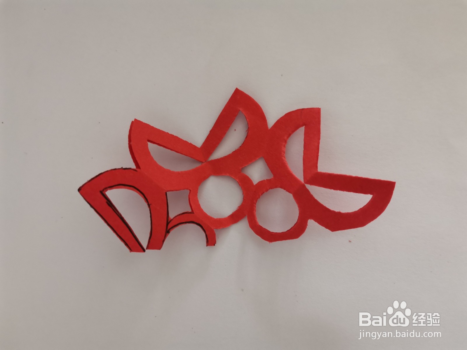 教你如何用字母剪五瓣窗花？