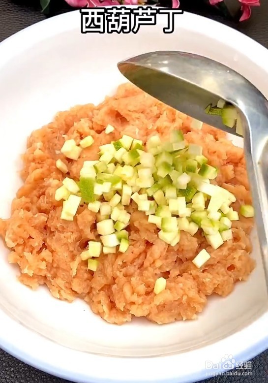 过年饭桌上少不了的肉丸子做法