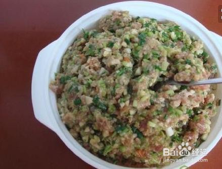 韭菜香菇猪肉饺子馅的做法