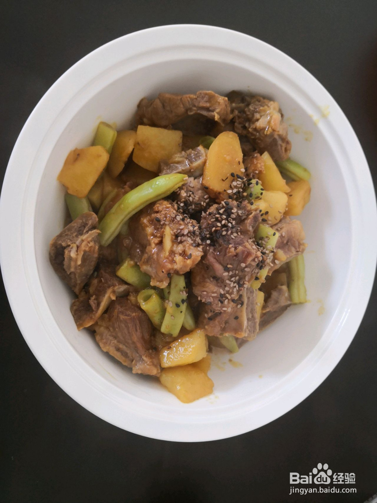 咖喱土豆烧排骨的做法