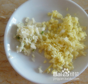 东北家常菜尖椒炒肥肠