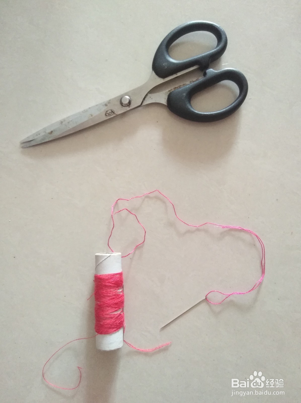 怎样给芭娃娃做凤尾裙