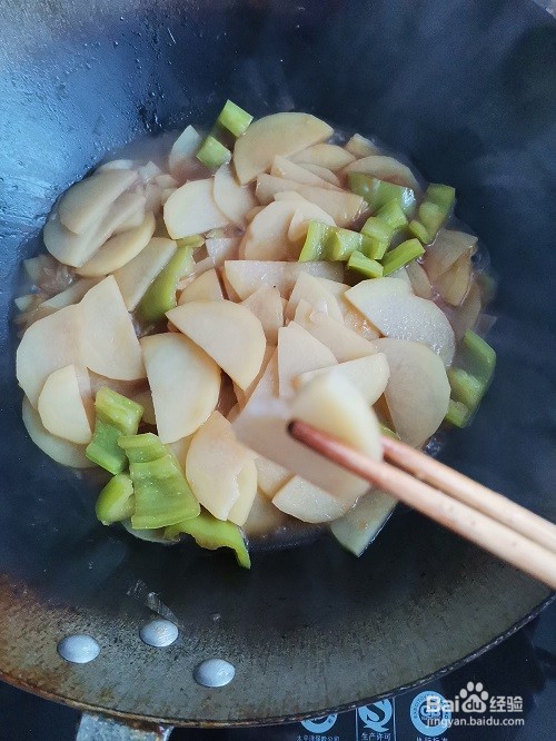 酱油青椒土豆片的做法