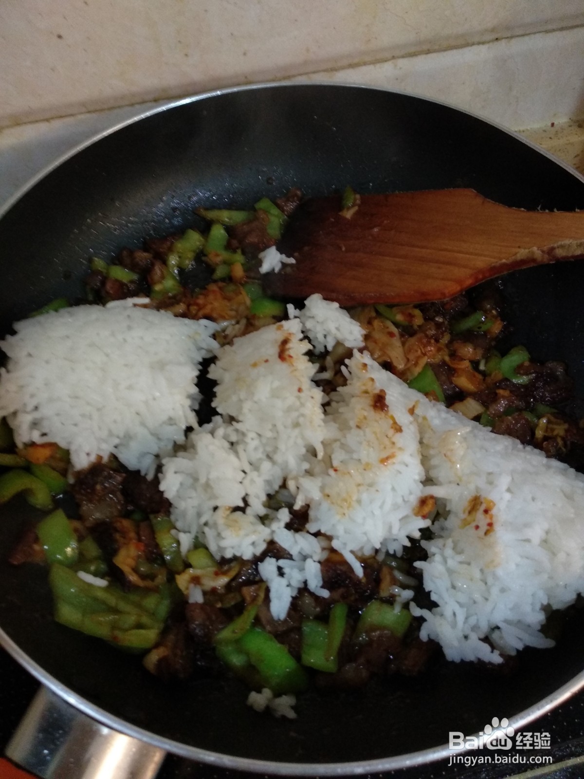 牛肉泡菜青椒炒饭