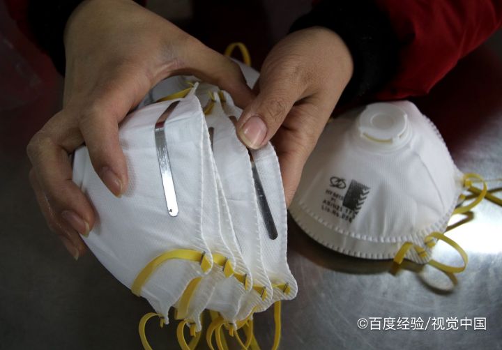 当你遇到有毒气体泄漏事故时你应当如何撤离现场