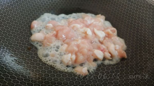 蒜辣肉酱脆瓜条