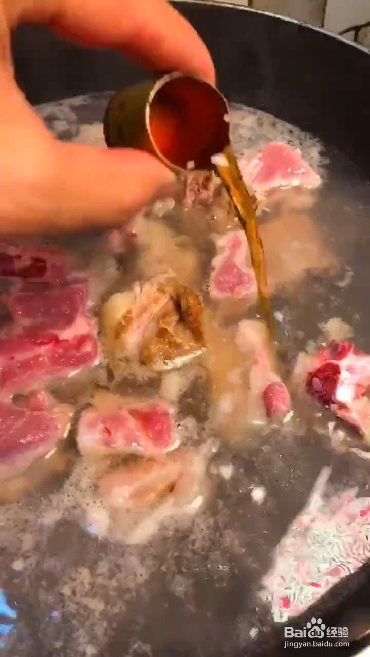 如何烹饪红烧排骨