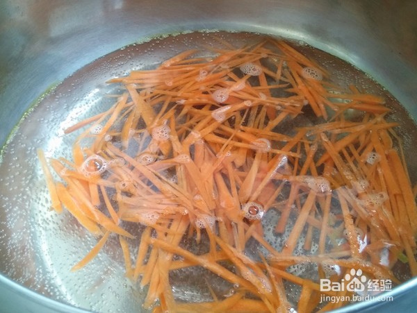 金针菇拌胡萝卜