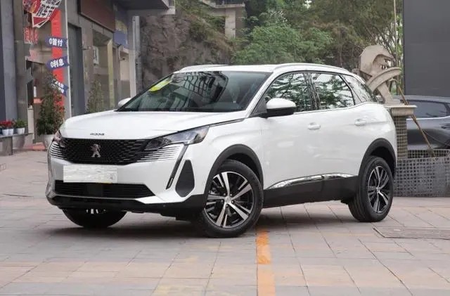 2018年2月买的标致4008是2018款吗