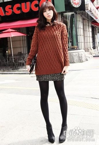 厚毛衣如何搭配短裙才能养眼又小清新