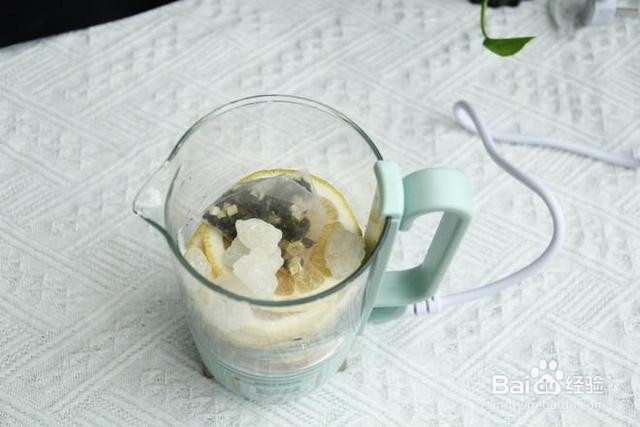 家庭自制酸甜柠檬乌龙茶