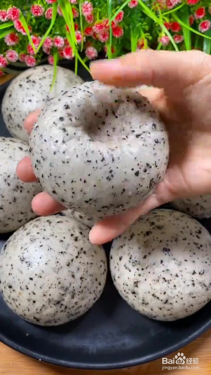 如何制作黑芝麻馒头