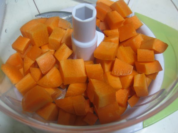 牛肉胡萝卜包子