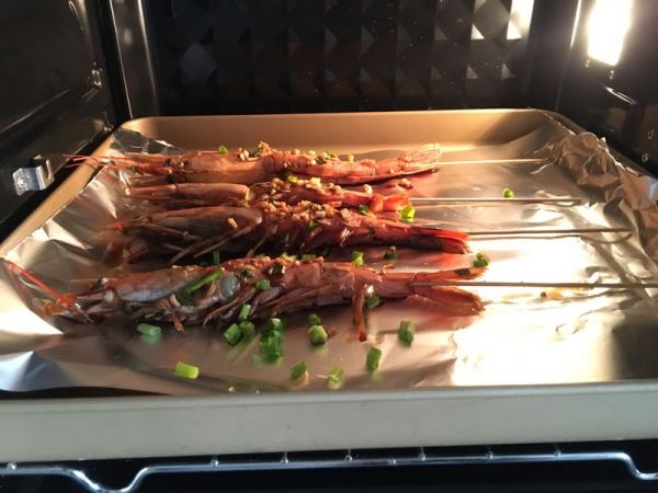 蒜香烤阿根廷红虾