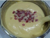 如何制作弹性十足分蛋海绵杯子蛋糕？