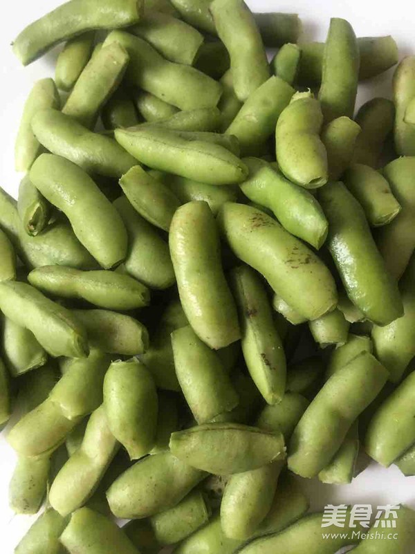 凉拌毛豆的做法