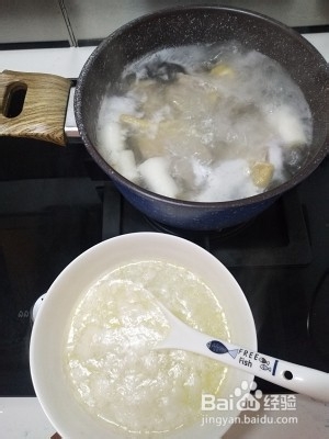 猴头菇炖鸡汤怎么做