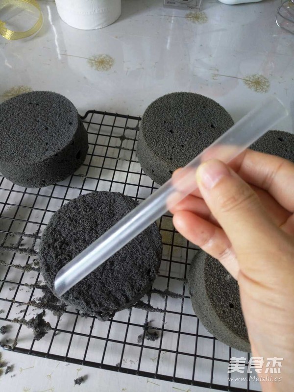 煤球蛋糕的做法