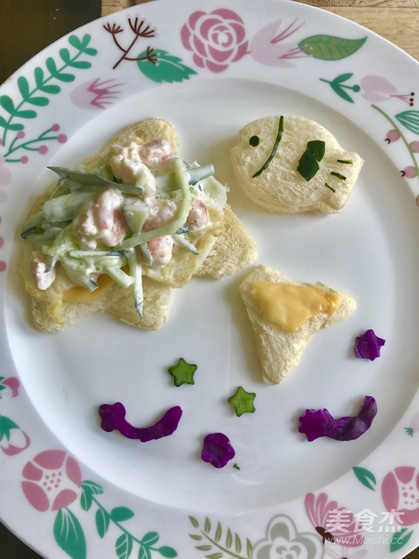 鲜虾黄瓜三明治