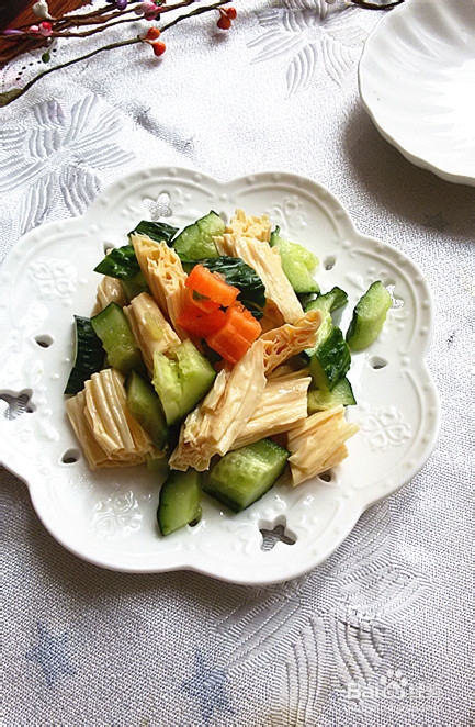 清爽好味道——黄瓜拌腐竹