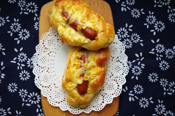 玉米香肠辫子包