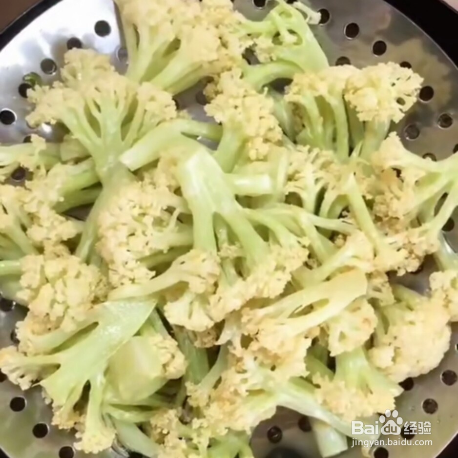 菜花炒香肠做法教程