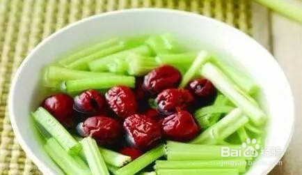 芹菜怎么吃降压