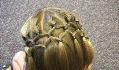 每个女儿都是公主,20种迷死人的公主发型 !