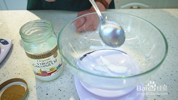 椰子油怎么用——烘焙椰香辫子面包