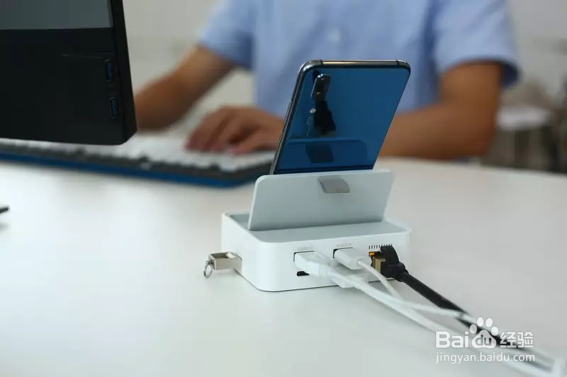 Type-C接口除了充电？原来还可以这么强大