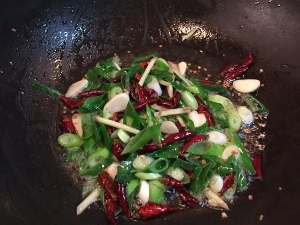 辣炒蛤蜊怎么做