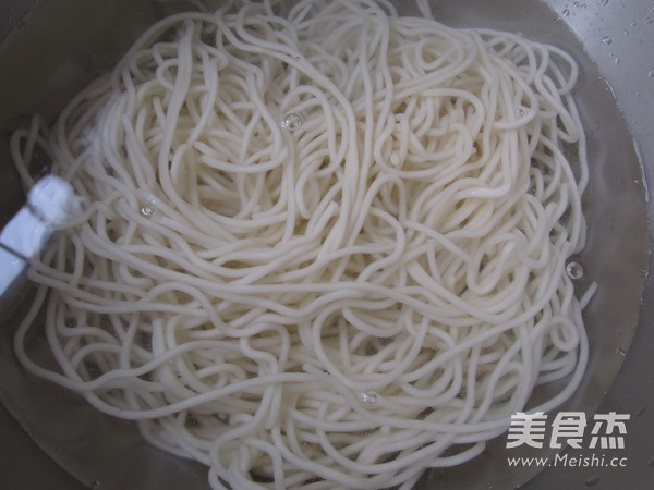 麻汁凉面的做法