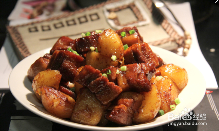 简单家常--土豆红烧肉步骤教程