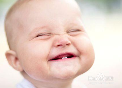 宝宝长牙身体有表现呢？