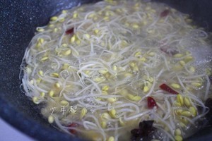 豆芽煮豆泡（超级下酒菜）怎么做？详细教程图解