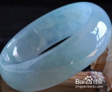翡翠手镯碎了如何修补