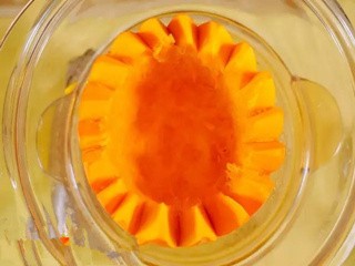 多彩杂蔬南瓜盅怎么做?