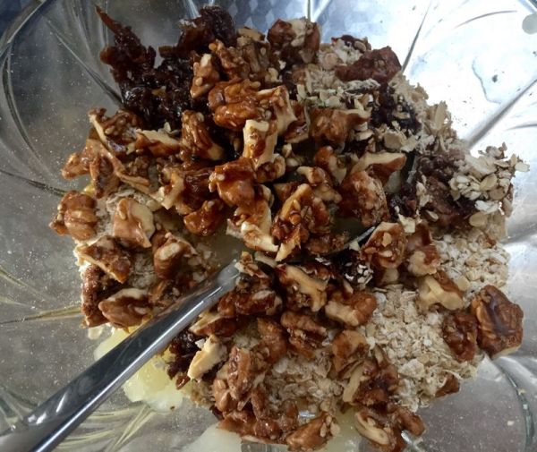 玫瑰红糖格兰诺拉