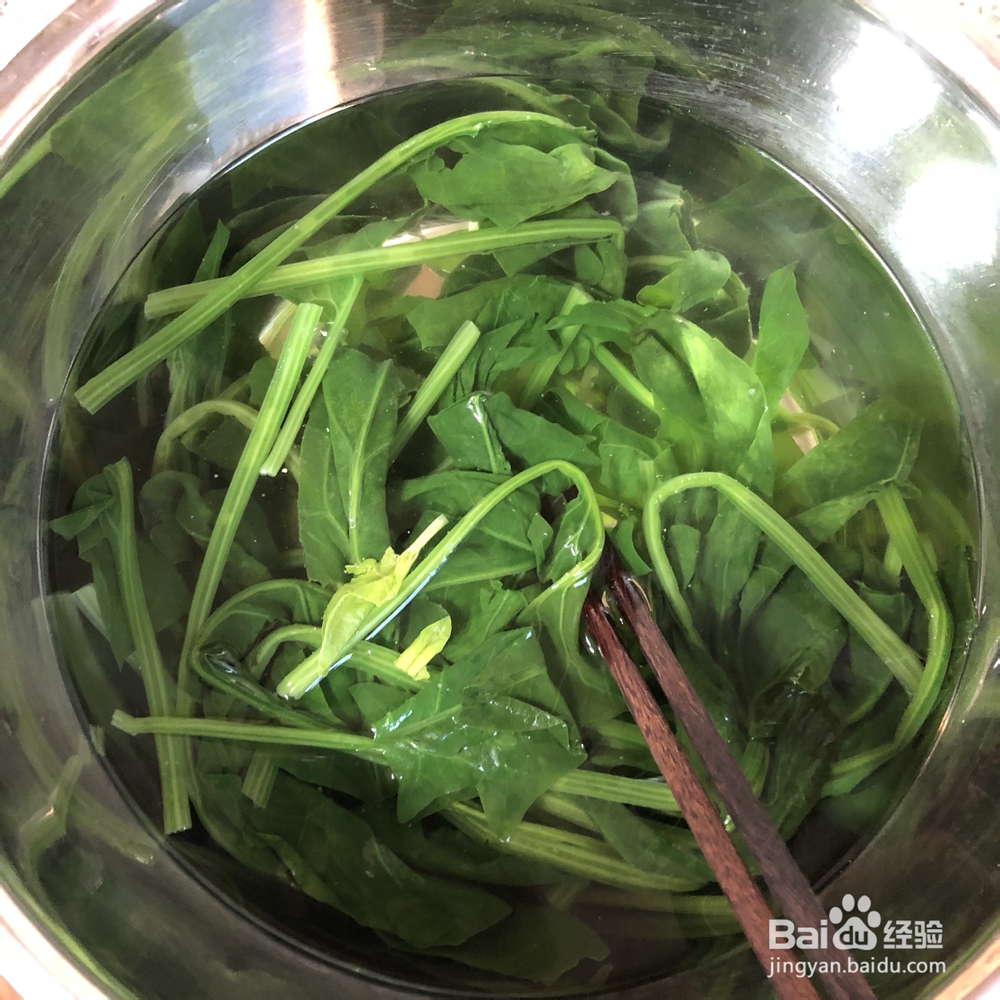 享受美食菠菜鸡蛋饼