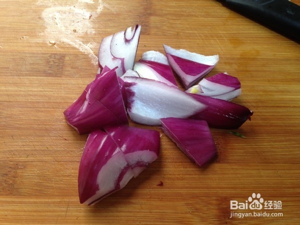 炝拌洋葱黄瓜的制作方法