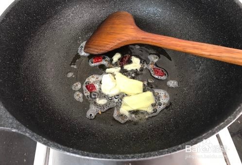 肉丝炒鲜鱿西兰花是怎么做的？家常教程